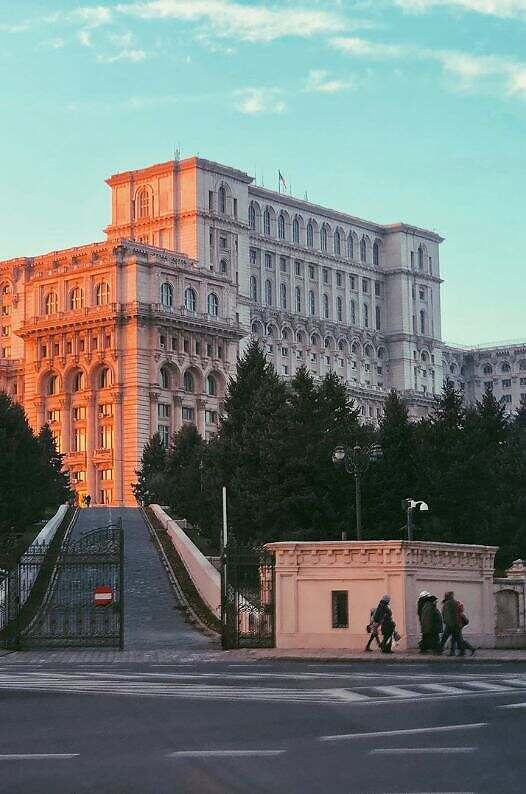 București